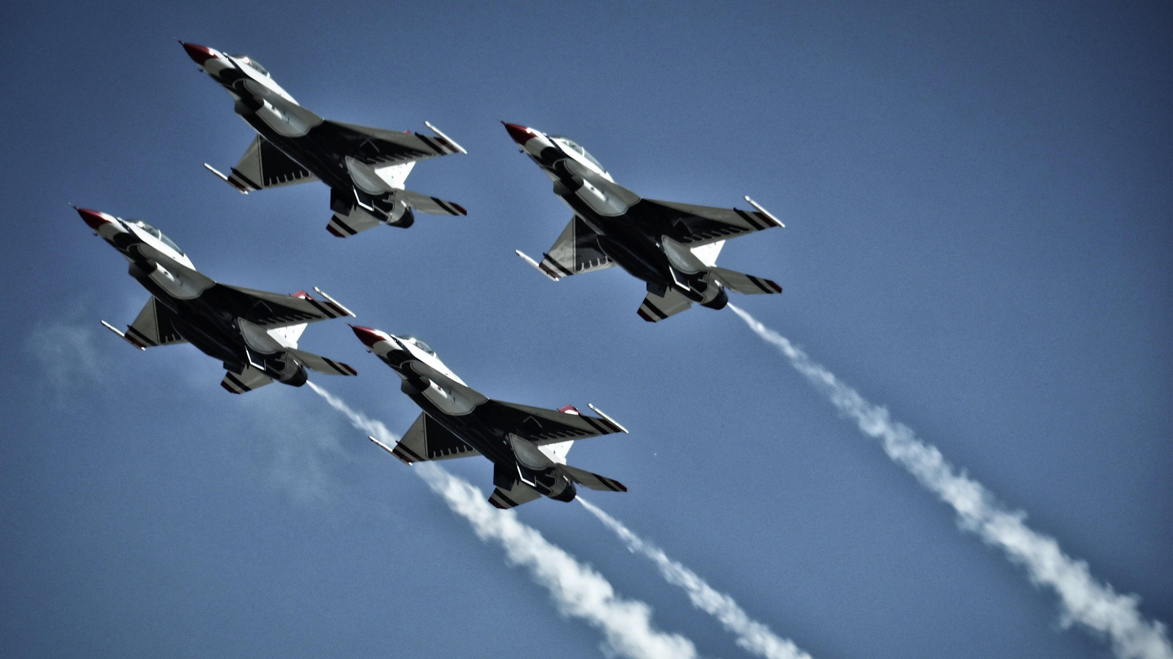 开云官网-橙队全队发挥出色，逼近季后赛门票，橙队什么口号响亮