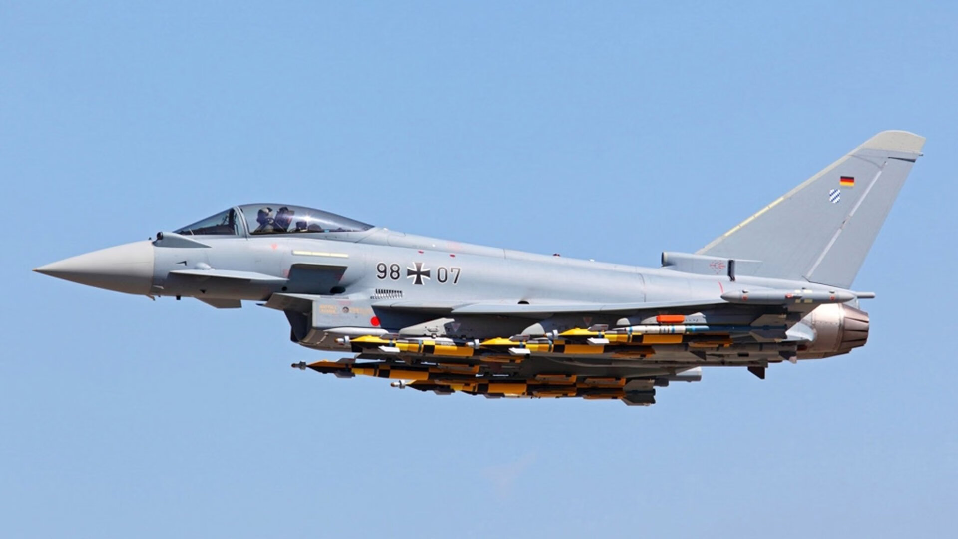 开云网页版-英超争夺白热化：每场都精彩绝伦！，英超热刺别名白百何