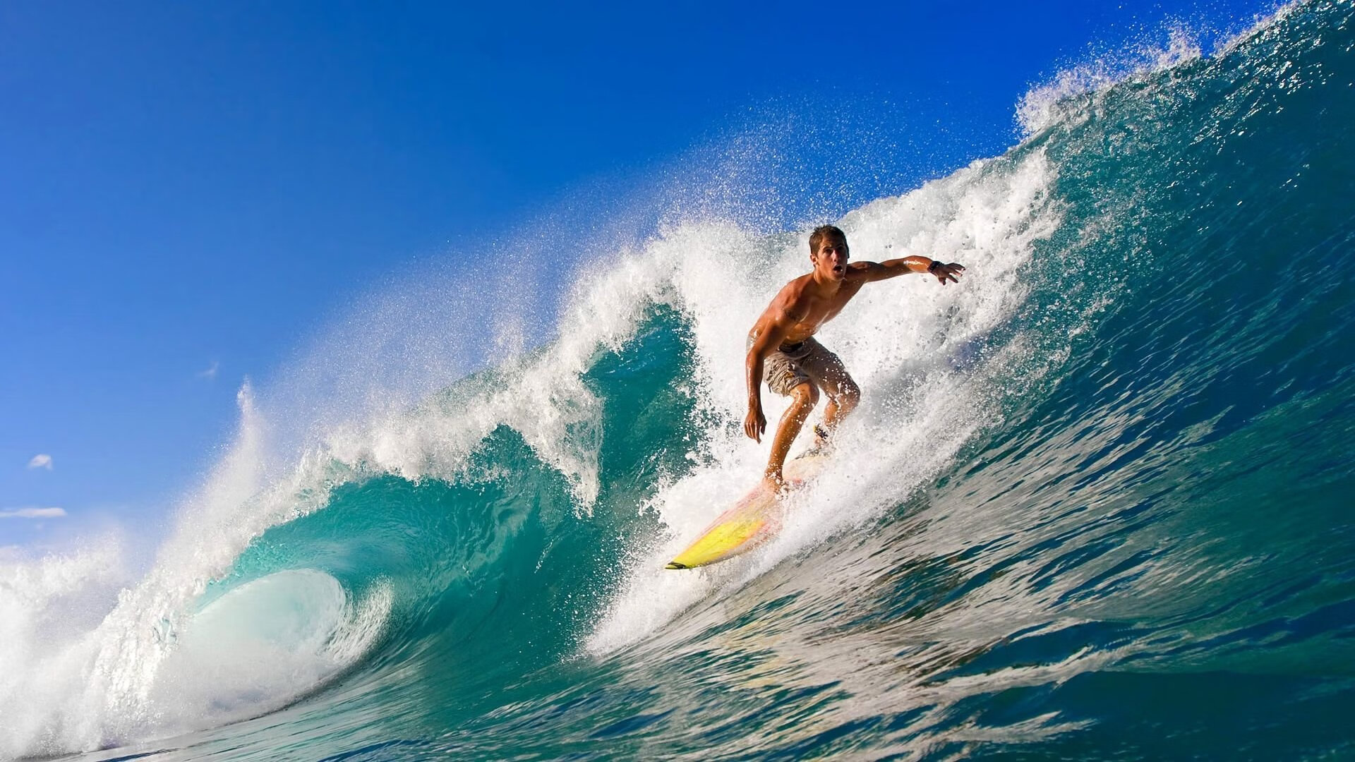 特色云端徒步穿越，科技与运动完美结合，十大经典徒步穿越